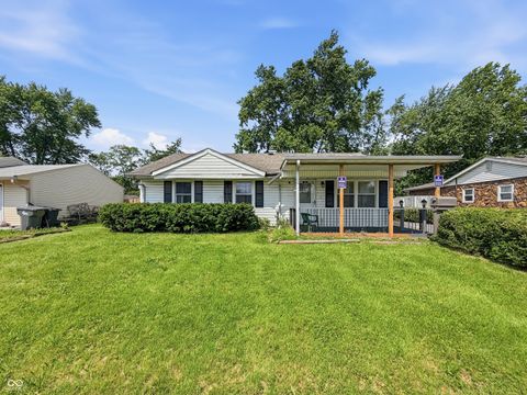 Photo of 2532 N Boehning Street, Indianapolis, IN 46219 (MLS # 22103555)