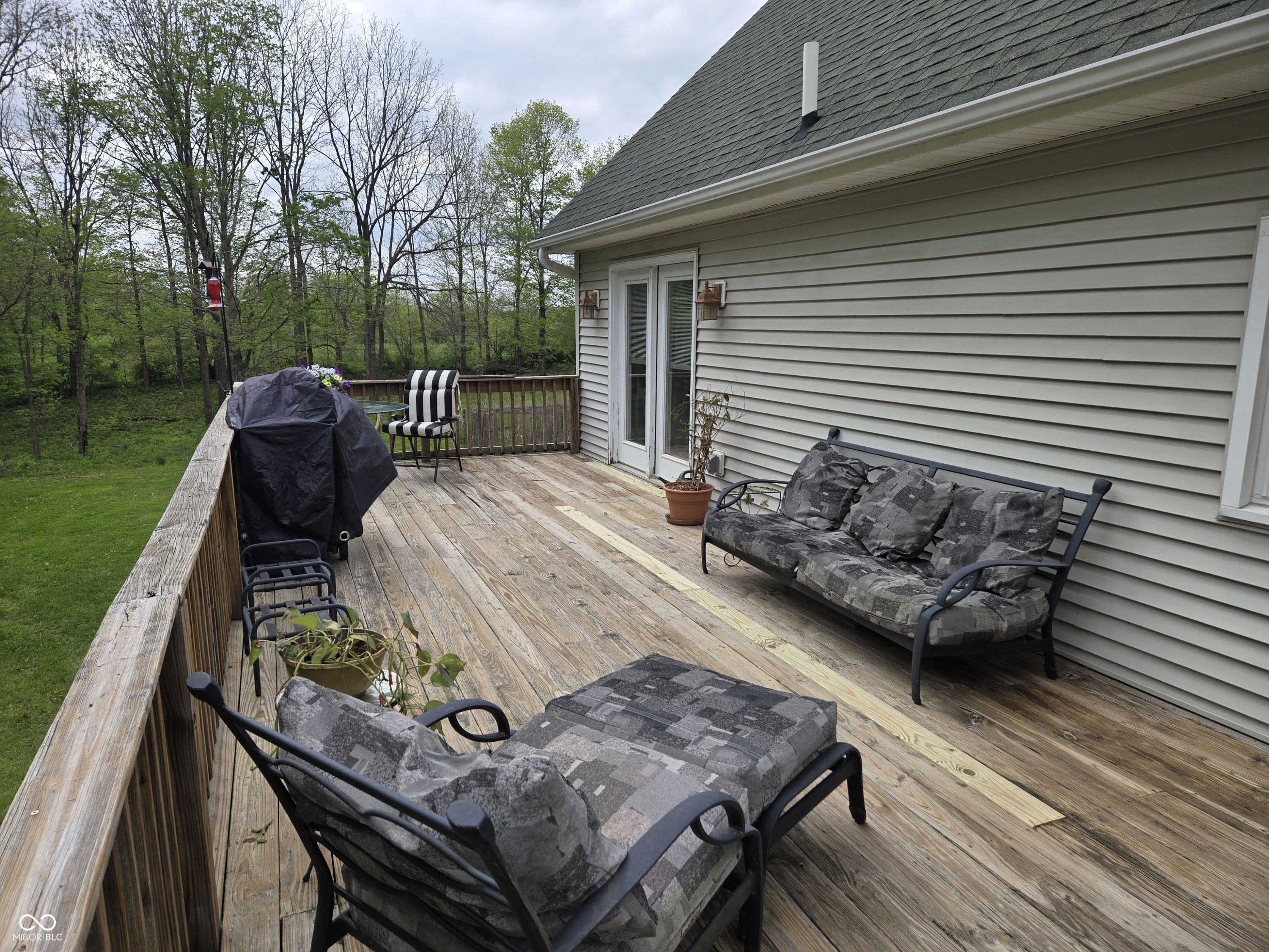 8271 W County Road 700 N