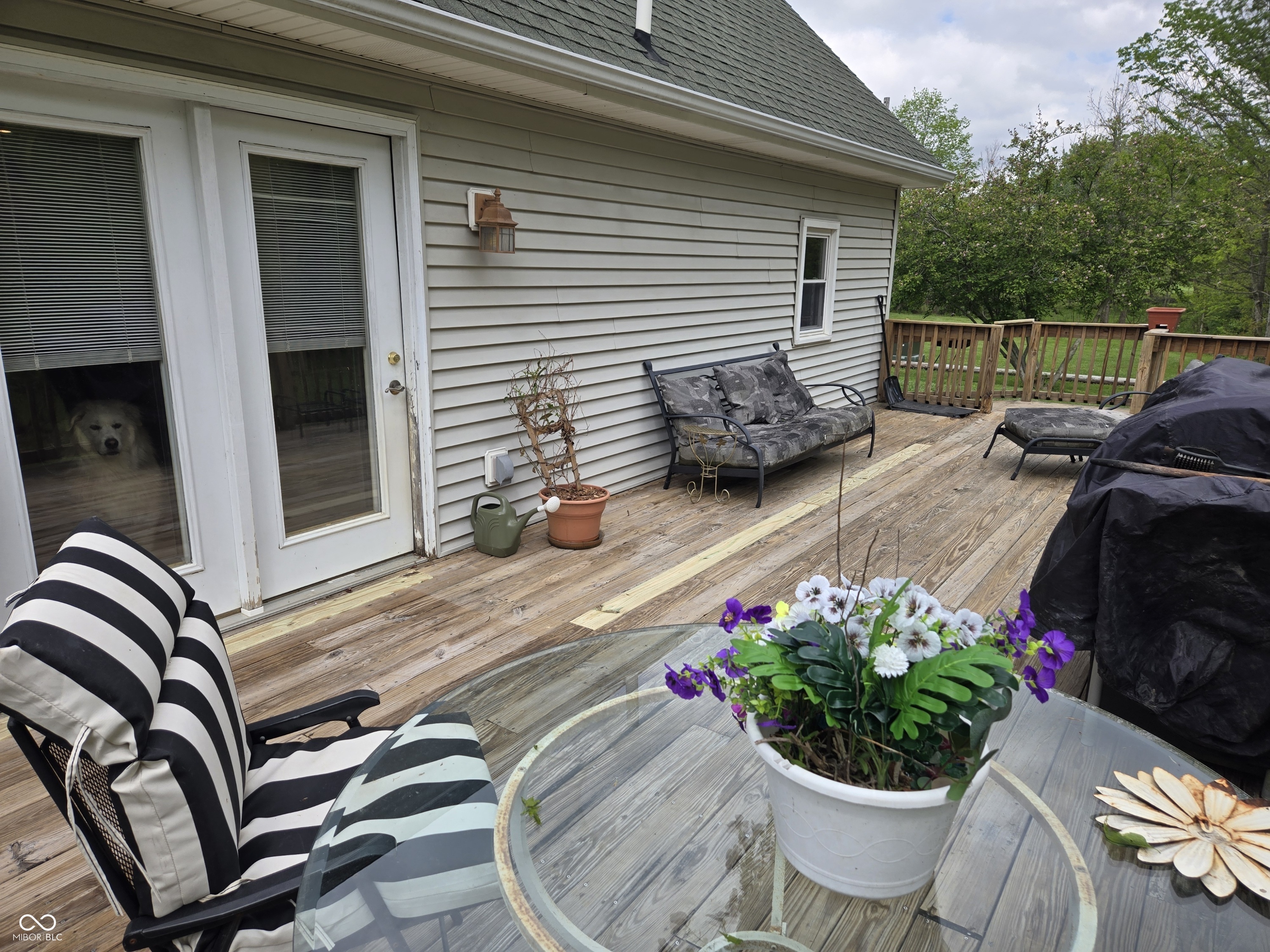 8271 W County Road 700 N
