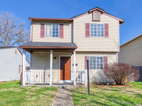Photo of 2215 N Kenwood Avenue, Indianapolis, IN 46208 (MLS # 22090921)