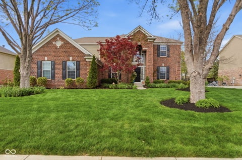 Photo of 3868 Castle Rock Drive, Zionsville, IN 46077 (MLS # 22106292)