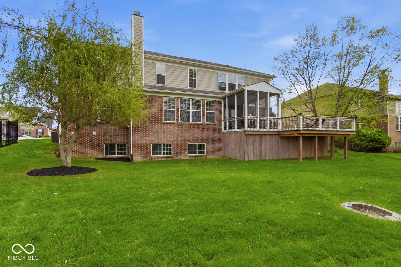 3868 Castle Rock Drive