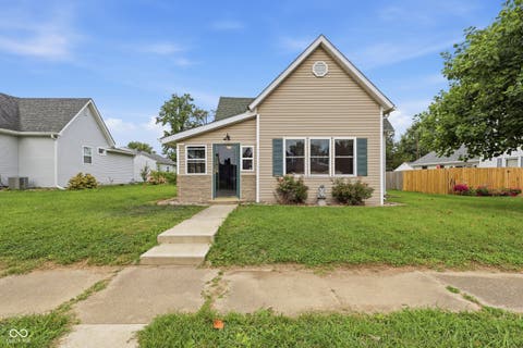Photo of 1019 N John Street, Lapel, IN 46051 (MLS # 22116658)