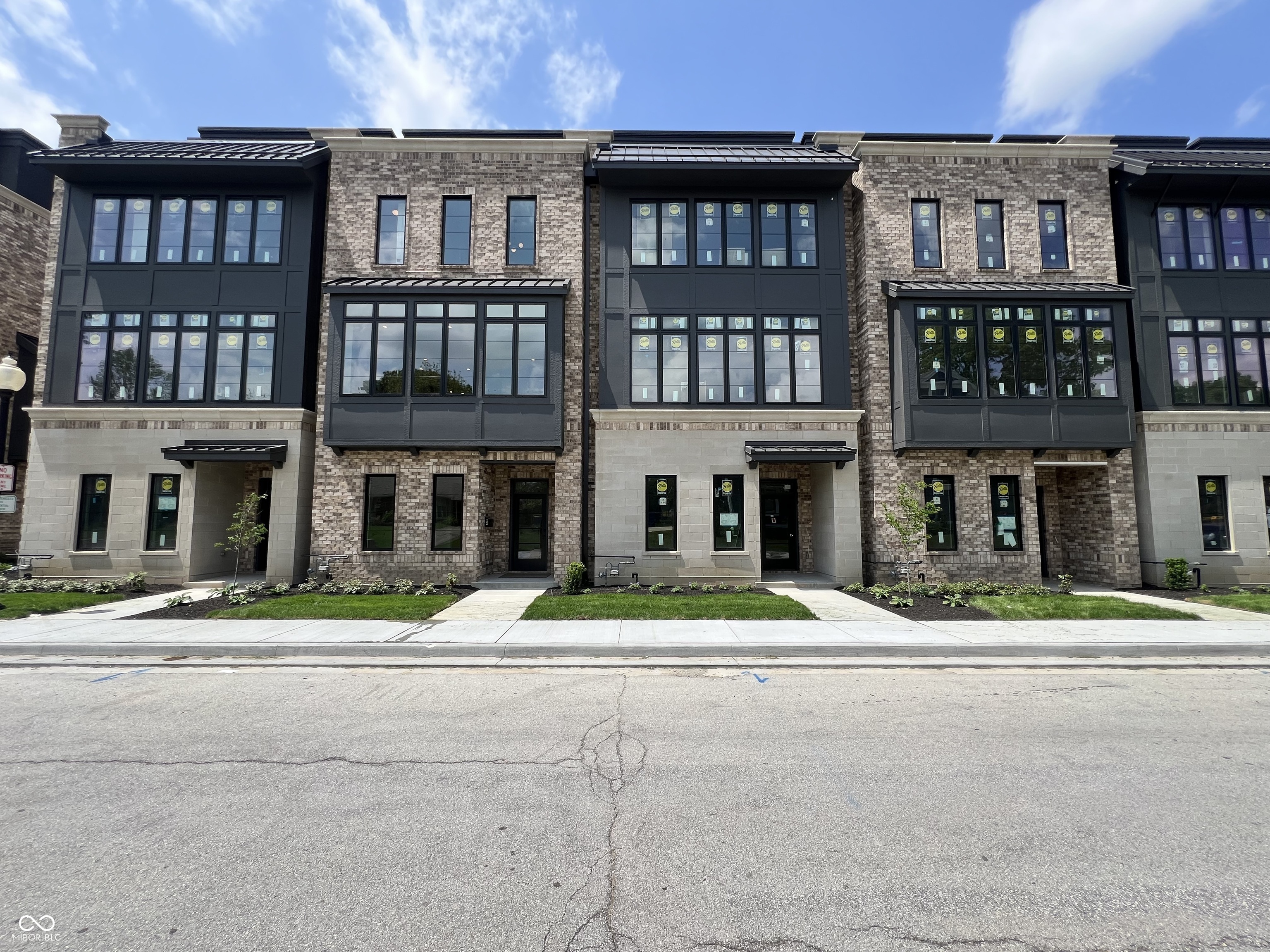 120 First Avenue SE