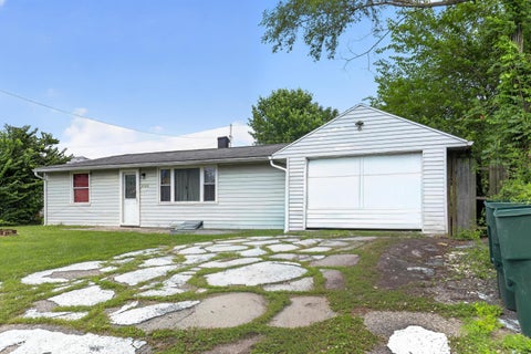 Photo of 2808 N Westwood Road, Muncie, IN 47303 (MLS # 22119265)
