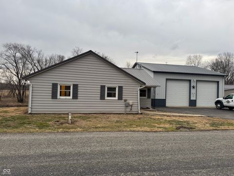 Photo of 6272 E 550 S, Morristown, IN 46161 (MLS # 22085261)