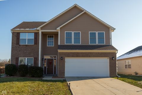 Photo of 5431 Hammock Glen Drive, Indianapolis, IN 46235 (MLS # 22076108)