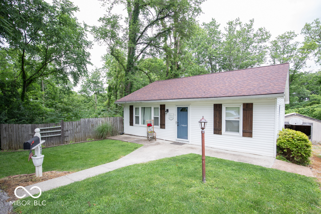 458 Longview Terrace