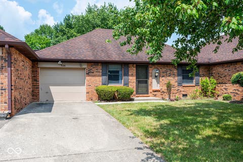 Photo of 526 Eagle Crest Drive, Brownsburg, IN 46112 (MLS # 22117942)