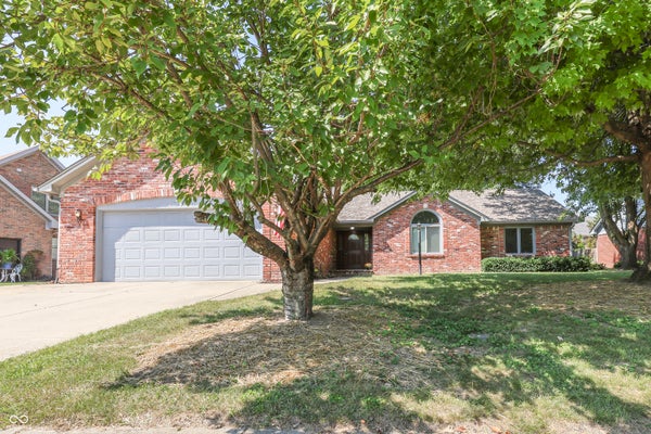 8644 RAHKE RD, INDIANAPOLIS, IN 46217 - Image a3ff6f75feb98178d60cf237899d58aa/4157144658
