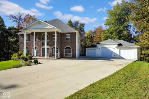 Photo of 295 Persimmon Drive, North Vernon, IN 47265 (MLS # 22069215)