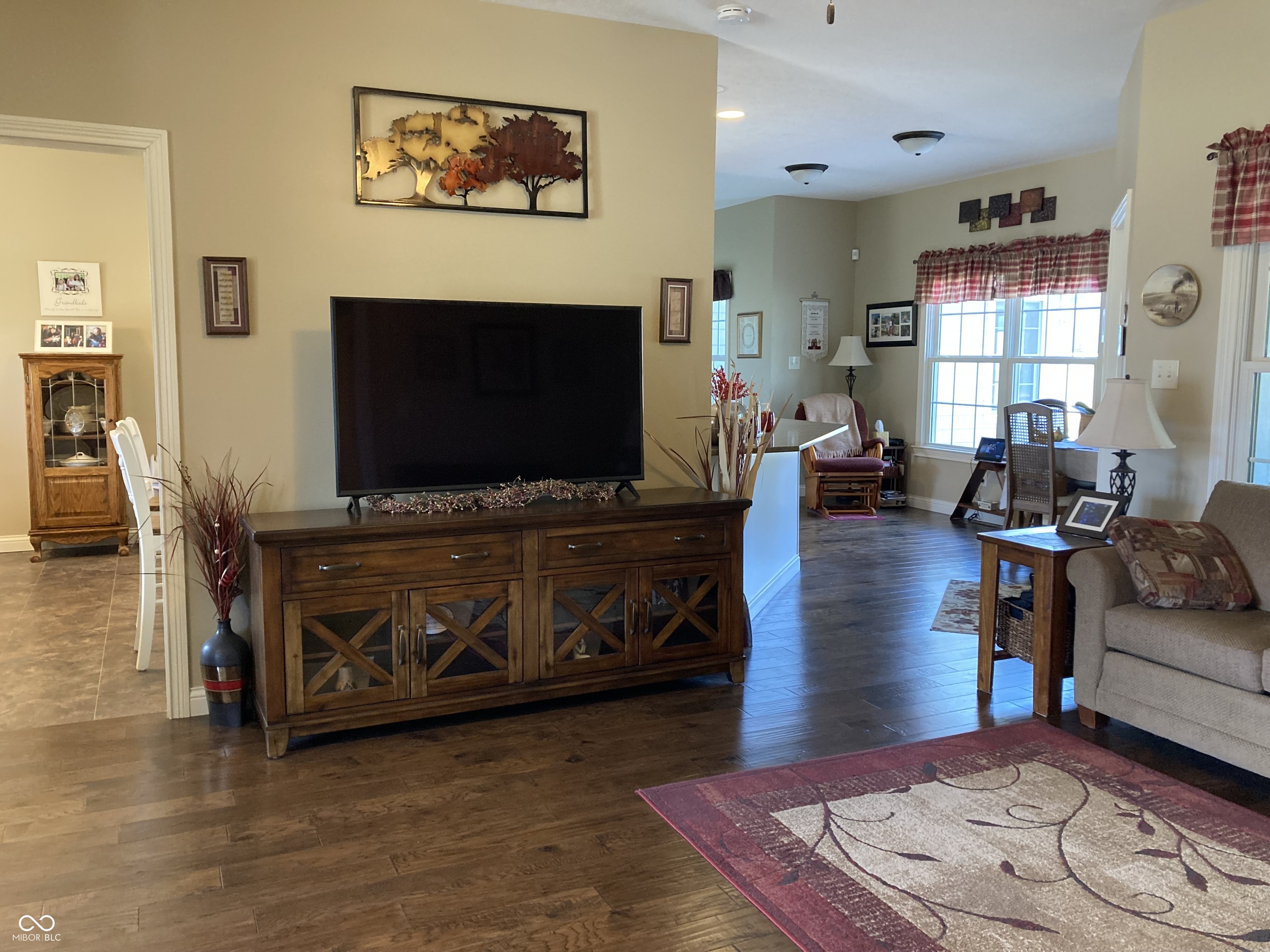1002 Plummer Road
