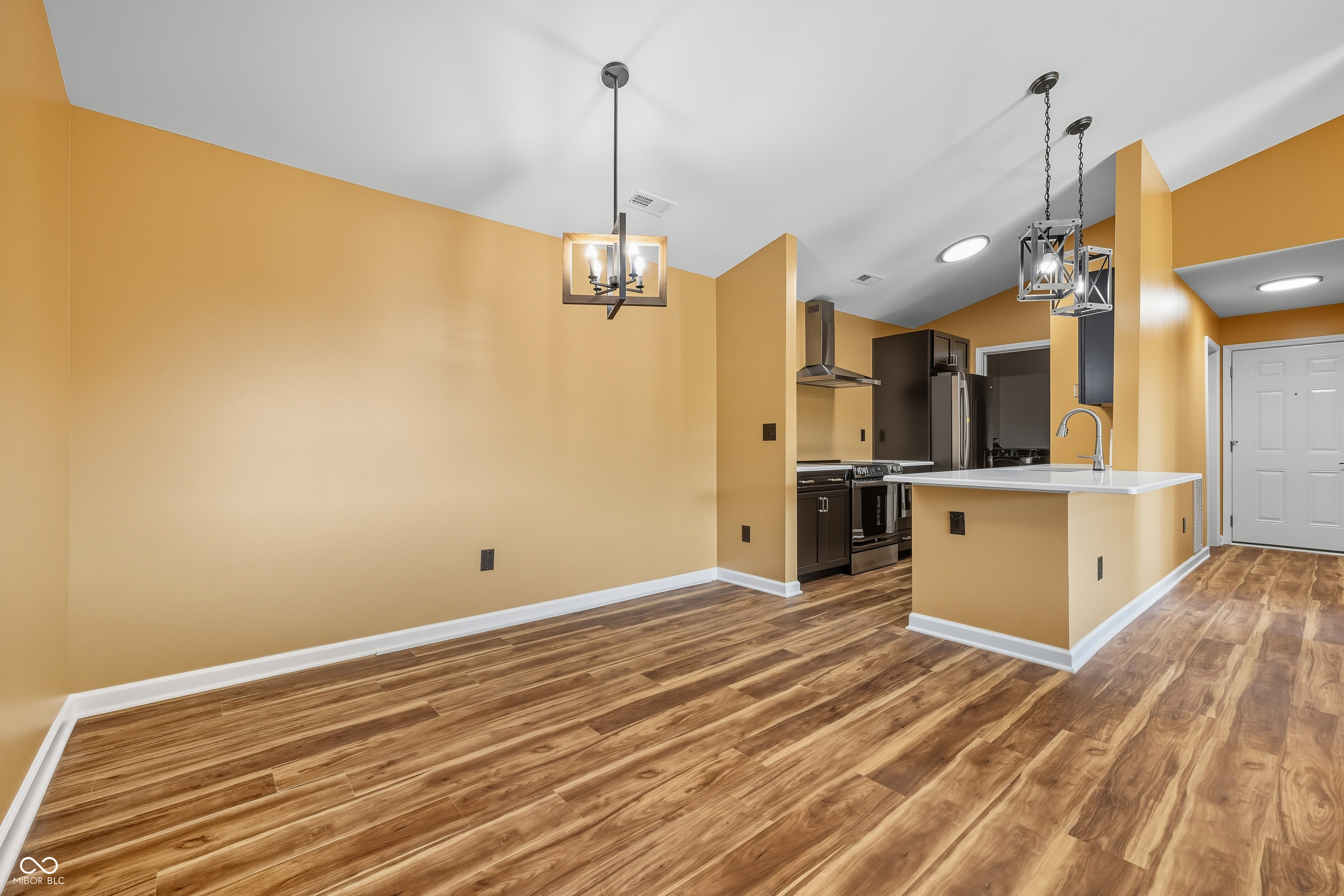 12515 Timber Creek Drive 9