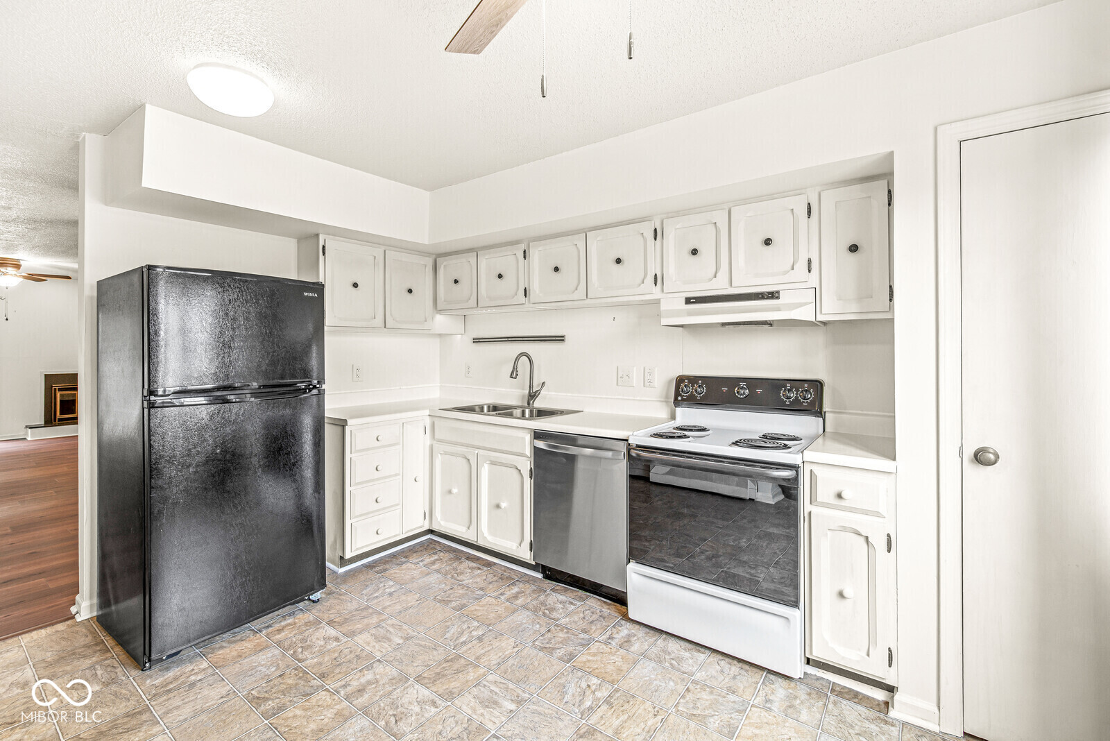 5186 Fairway Drive 34/2