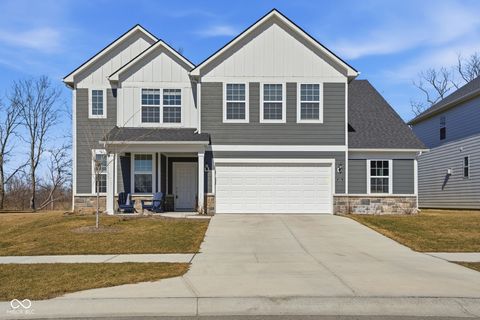 Photo of 8464 Leander Avenue, Zionsville, IN 46077 (MLS # 22084291)