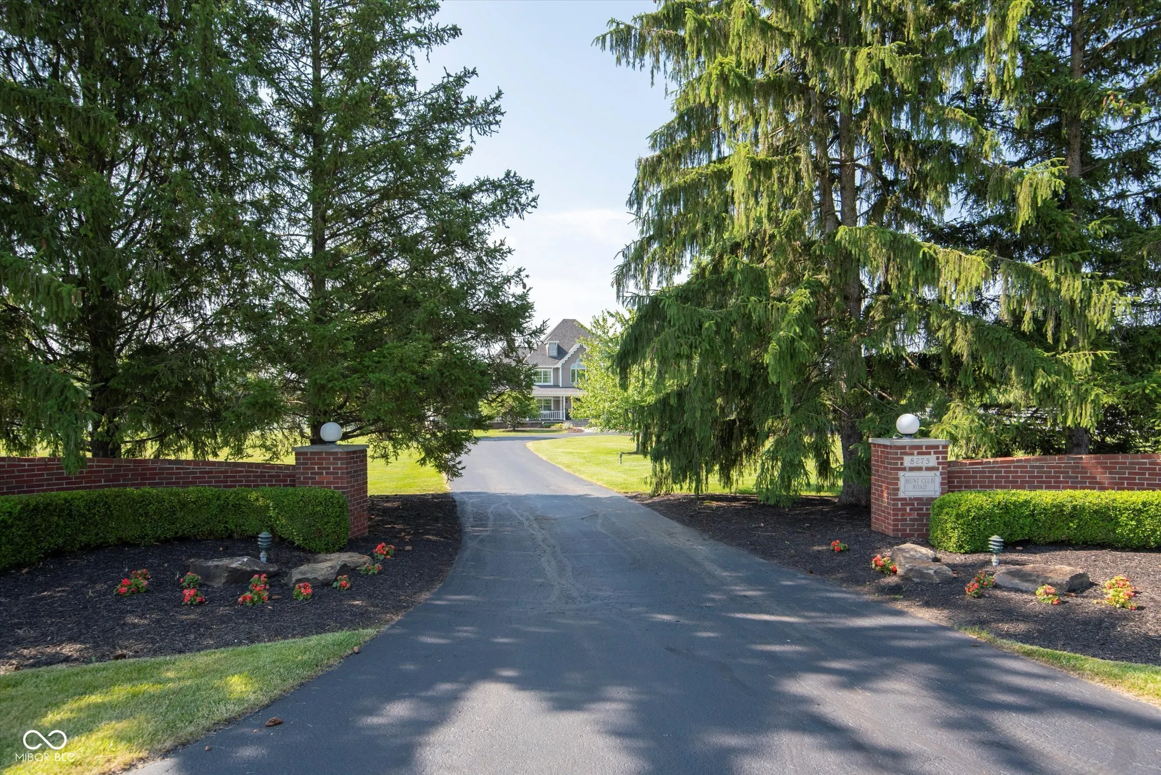 Zionsville, Indiana 46077, United States, 6 Bedrooms Bedrooms, ,5 BathroomsBathrooms,Residential,Active,165317