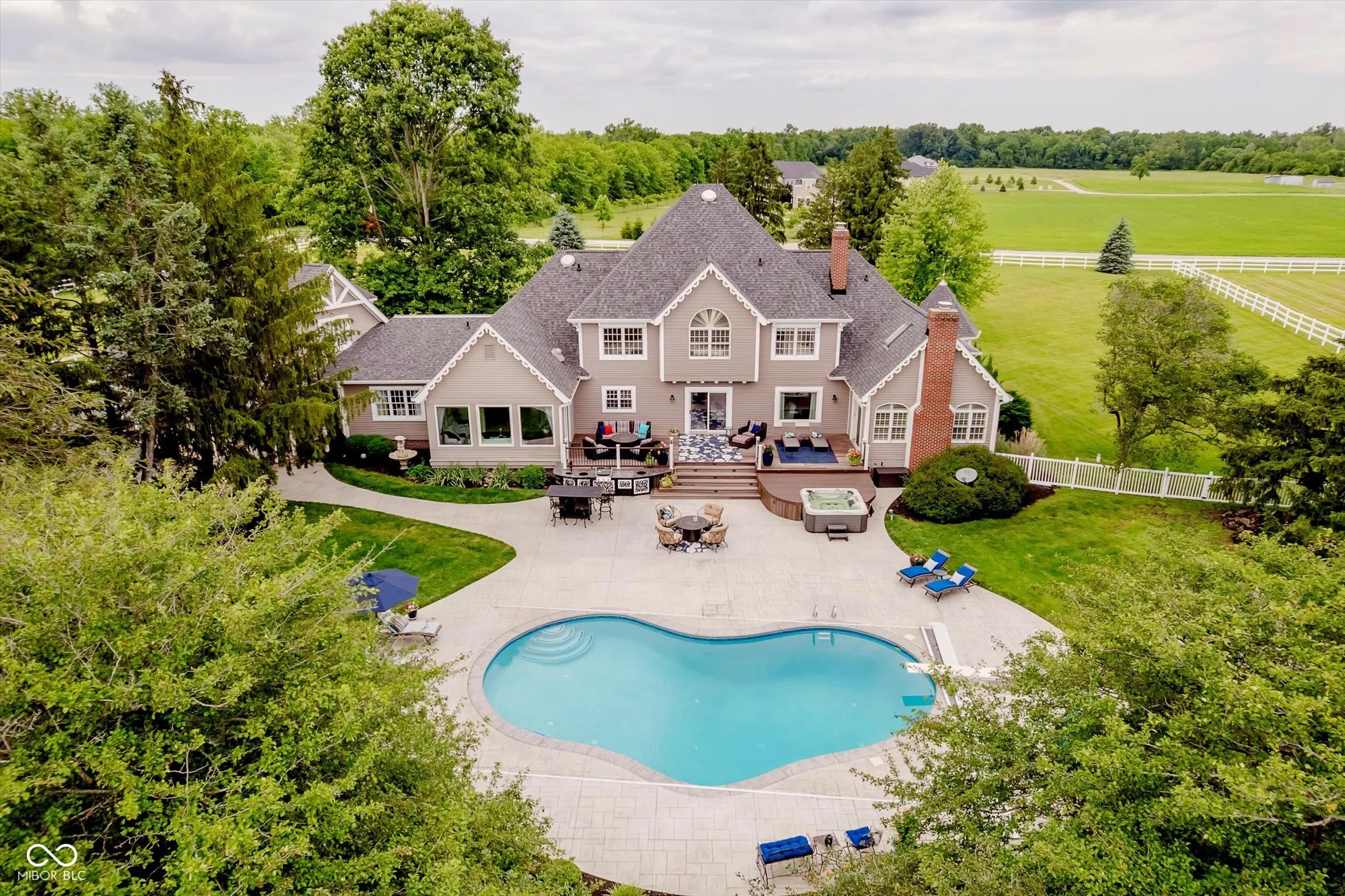 Zionsville, Indiana 46077, United States, 6 Bedrooms Bedrooms, ,5 BathroomsBathrooms,Residential,Active,165317