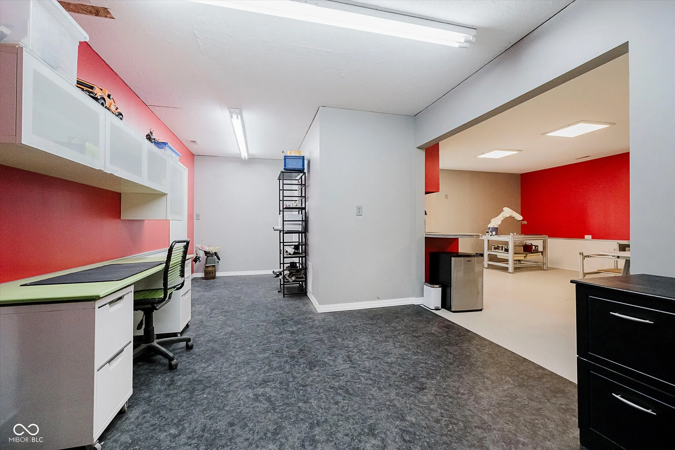 Zionsville, Indiana 46077, United States, 6 Bedrooms Bedrooms, ,5 BathroomsBathrooms,Residential,Active,165317