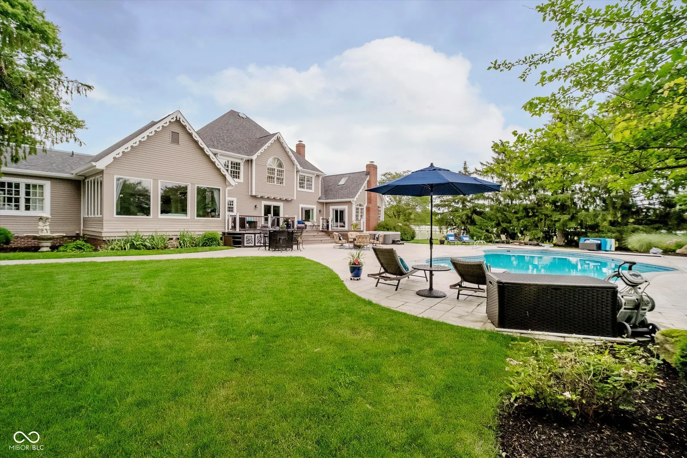 Zionsville, Indiana 46077, United States, 6 Bedrooms Bedrooms, ,5 BathroomsBathrooms,Residential,Active,165317