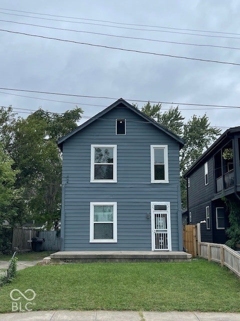 Photo of 925 Cottage Avenue, Indianapolis, IN 46203 (MLS # 22128275)