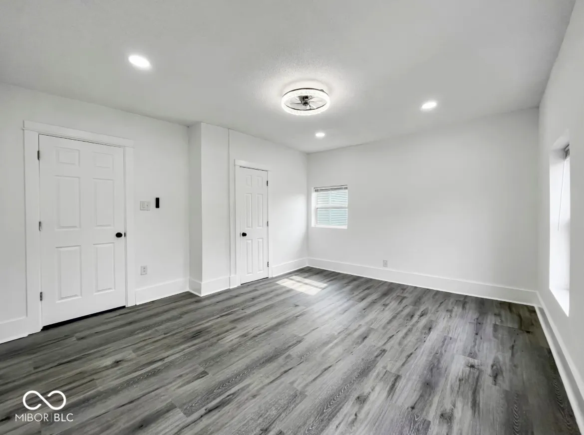 Indianapolis, Indiana 46201, United States, 4 Bedrooms Bedrooms, ,2 BathroomsBathrooms,Residential,Active,239017