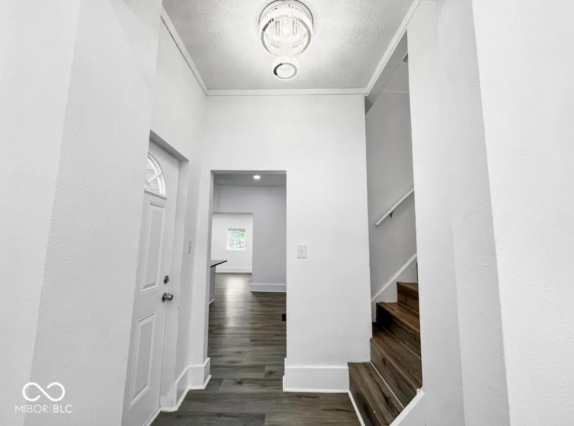 Indianapolis, Indiana 46201, United States, 4 Bedrooms Bedrooms, ,2 BathroomsBathrooms,Residential,Active,239017