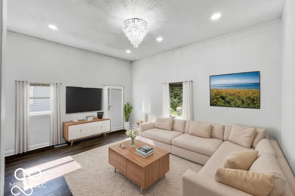 Indianapolis, Indiana 46201, United States, 4 Bedrooms Bedrooms, ,2 BathroomsBathrooms,Residential,Active,239017