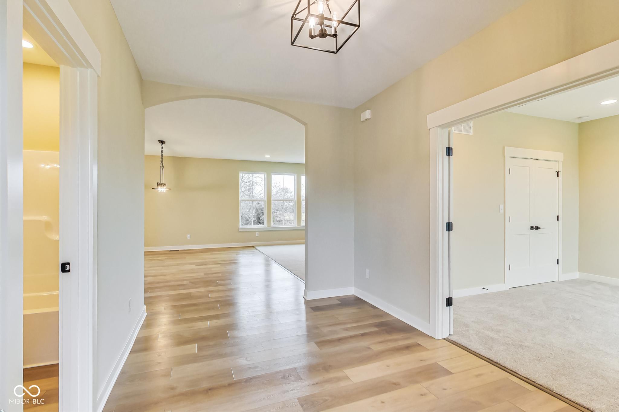 7604 Brownstone Court