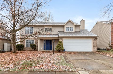 Photo of 12480 Traverse Place, Fishers, IN 46038 (MLS # 22076458)