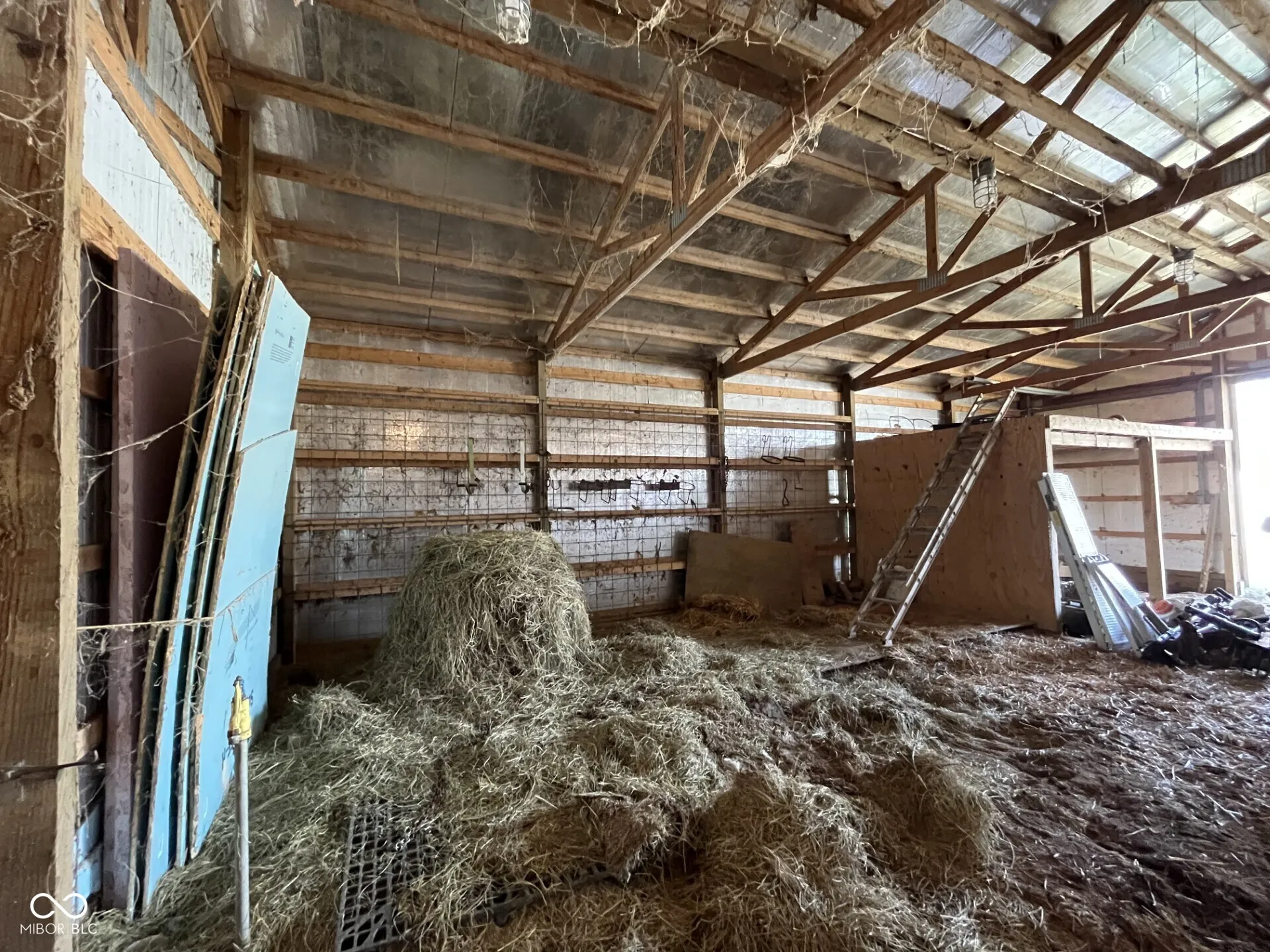 Medora, Indiana 47260, United States, 2 Bedrooms Bedrooms, ,1 BathroomBathrooms,Residential,Active,86671