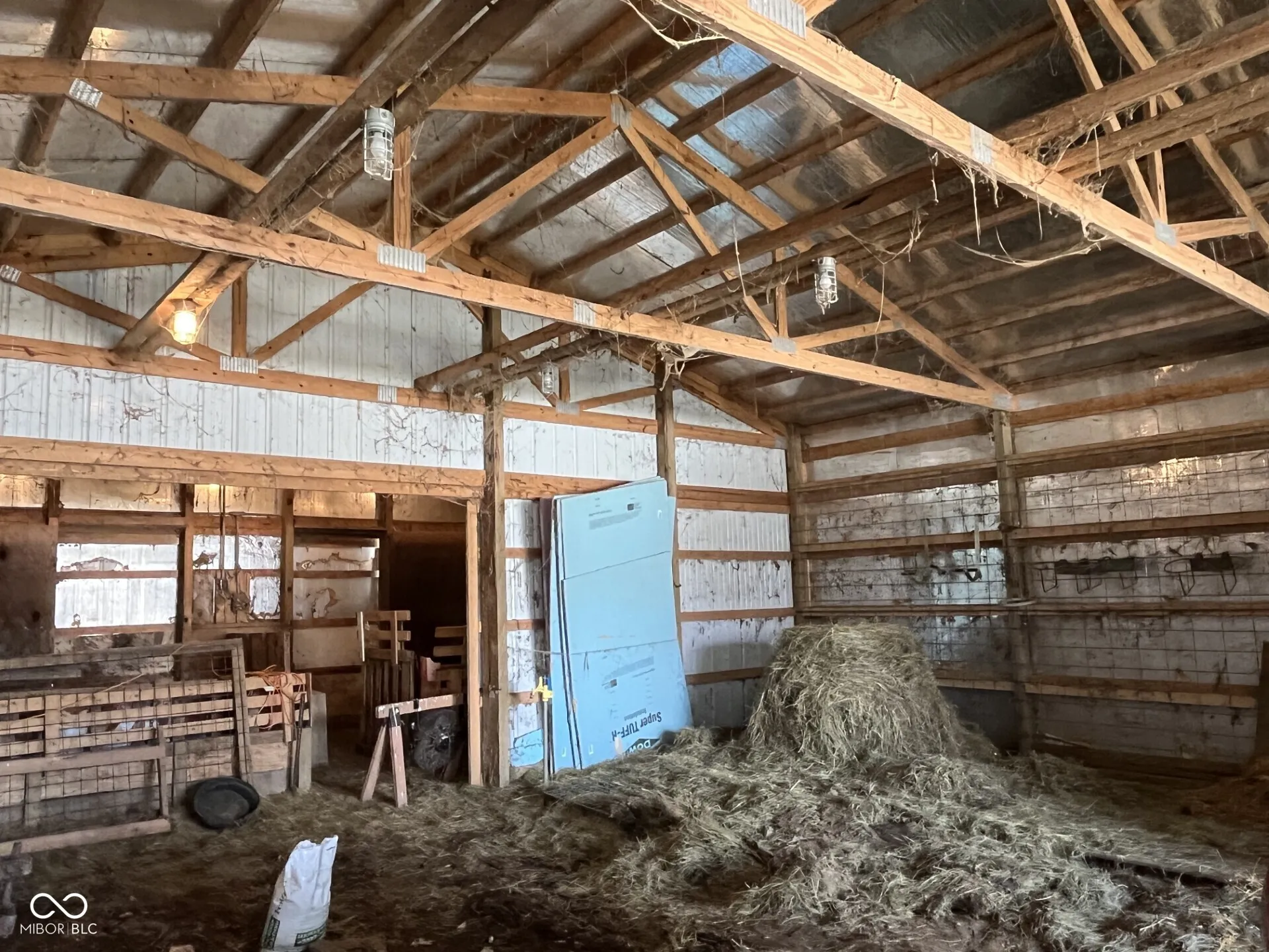 Medora, Indiana 47260, United States, 2 Bedrooms Bedrooms, ,1 BathroomBathrooms,Residential,Active,86671