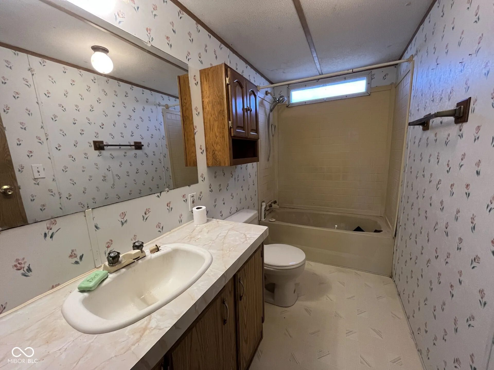 Medora, Indiana 47260, United States, 2 Bedrooms Bedrooms, ,1 BathroomBathrooms,Residential,Active,86671