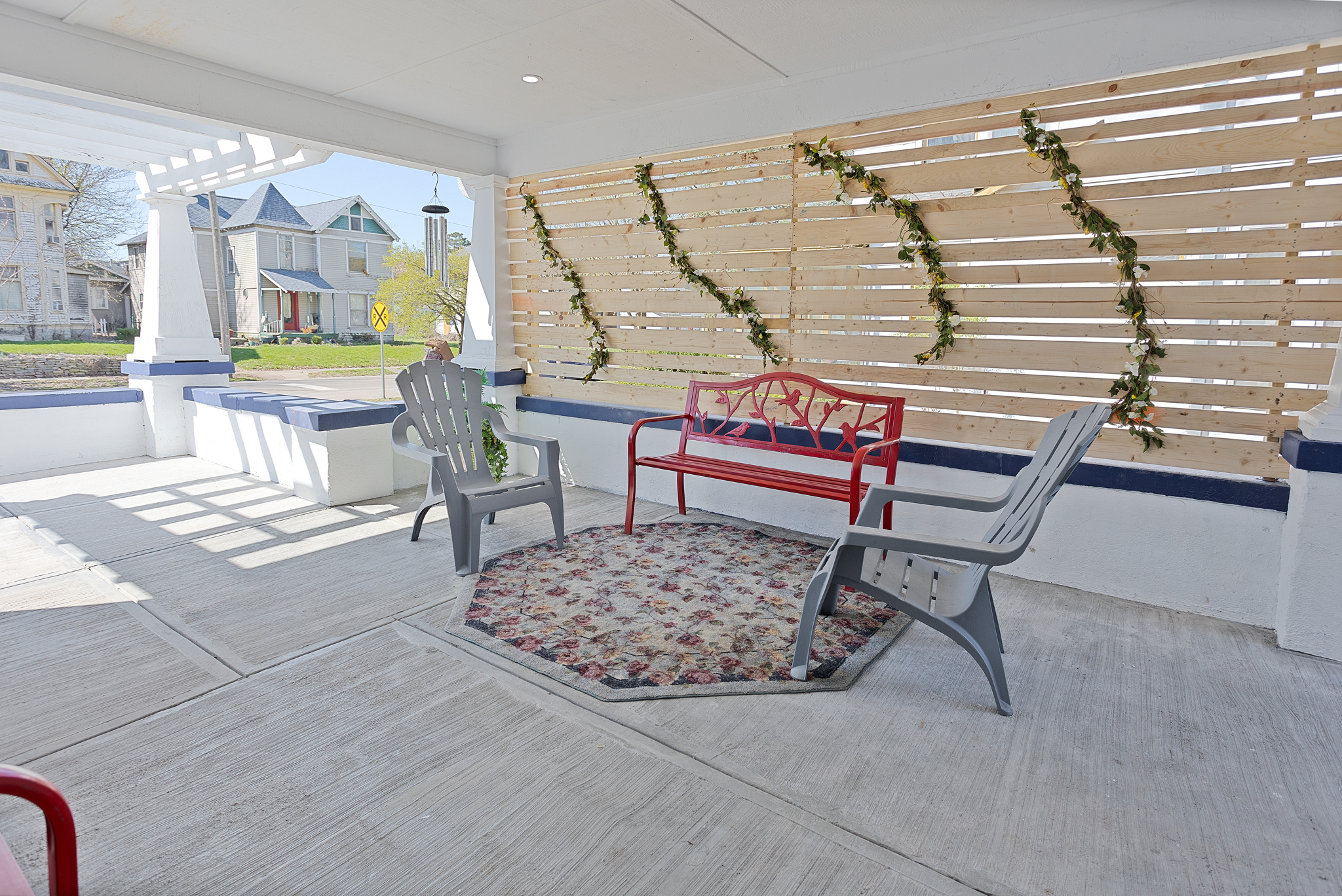 412 W 11th Street