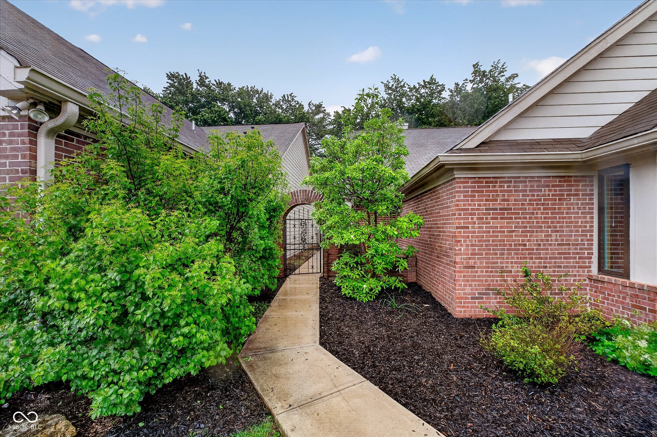 12055 Waterford Lane
