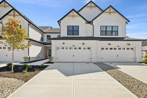 Photo of 17451 Ebling Trail, Westfield, IN 46062 (MLS # 22052849)