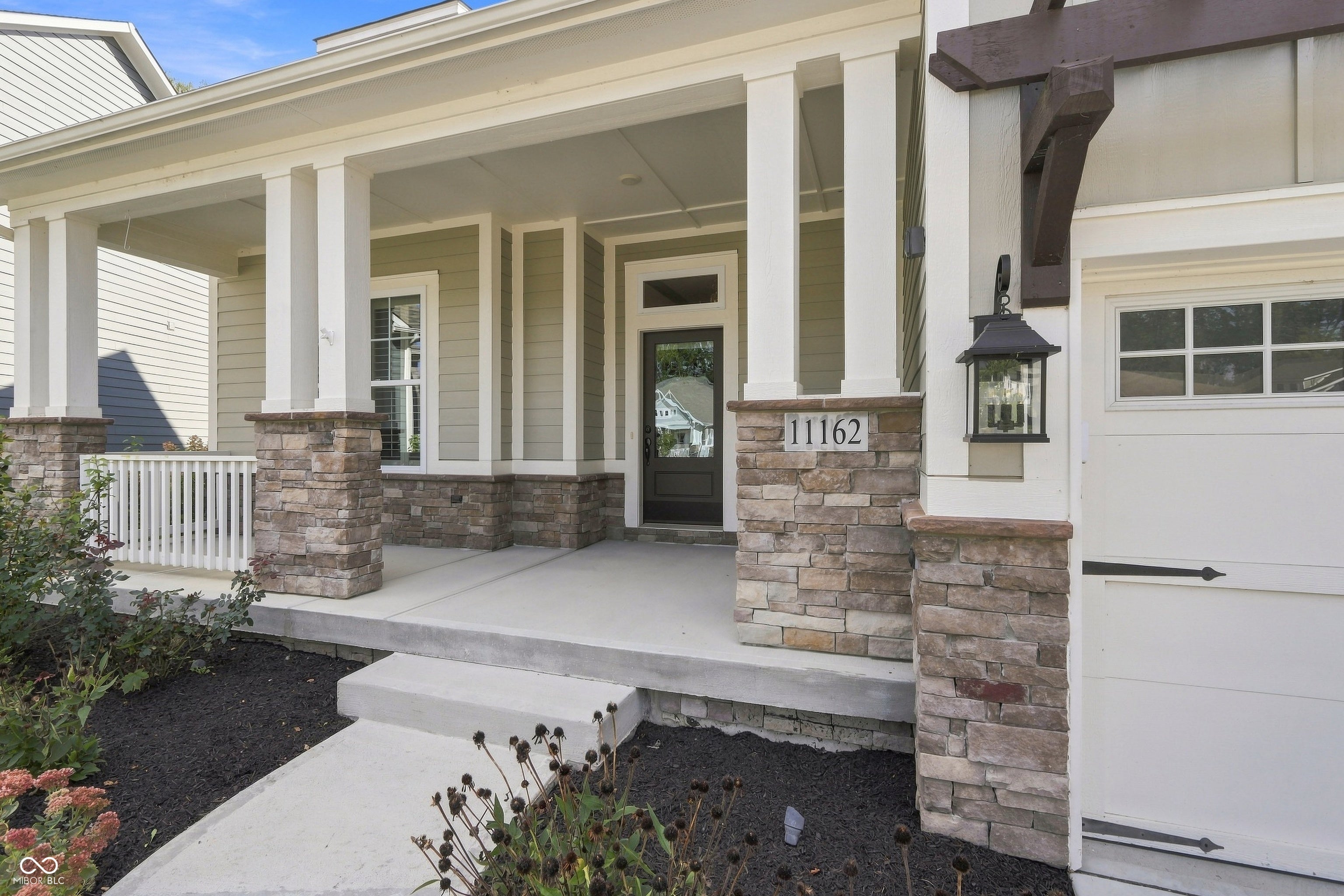 11162 Cliffside Drive