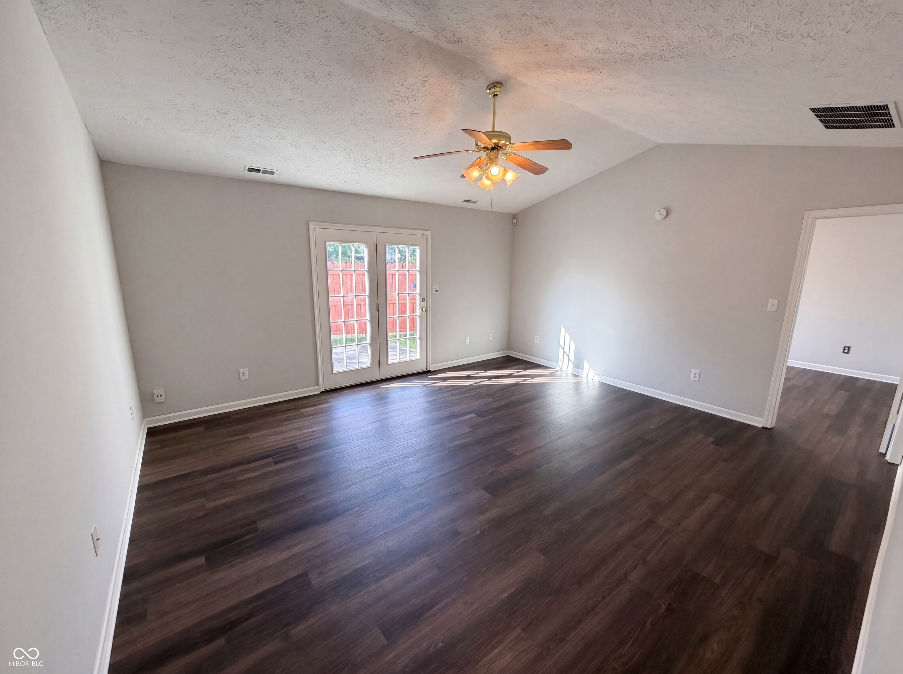 2027 Ferdinand Court