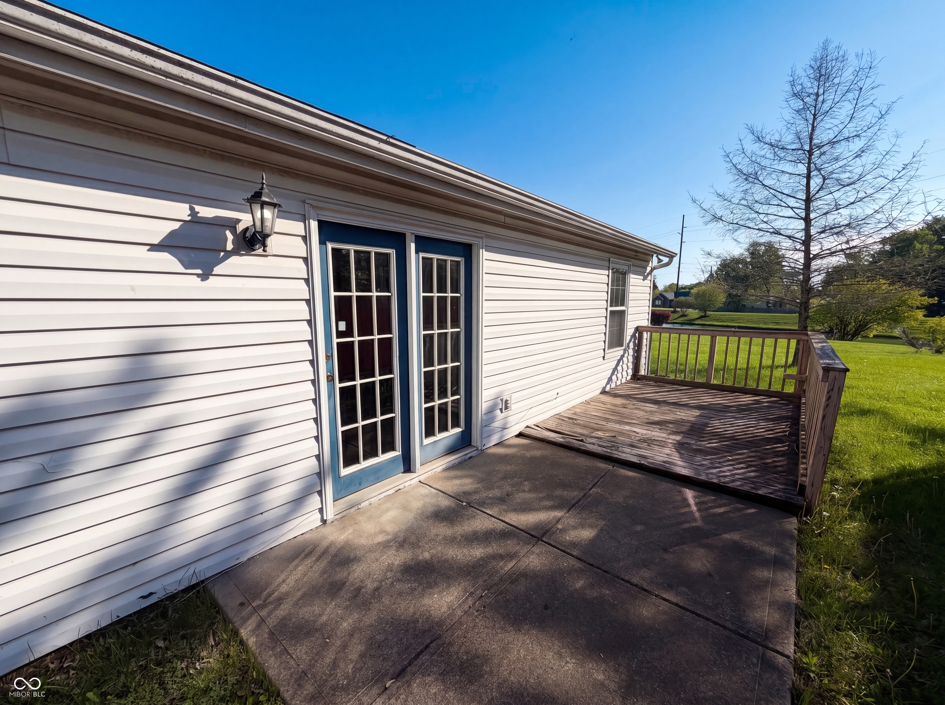 2027 Ferdinand Court