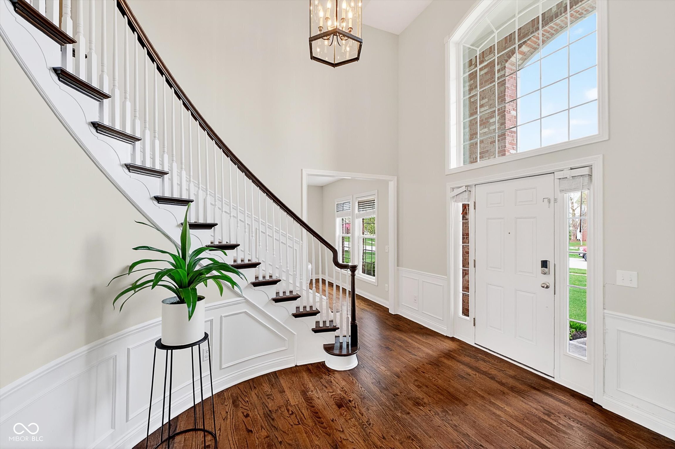 9375 Cobblestone Court