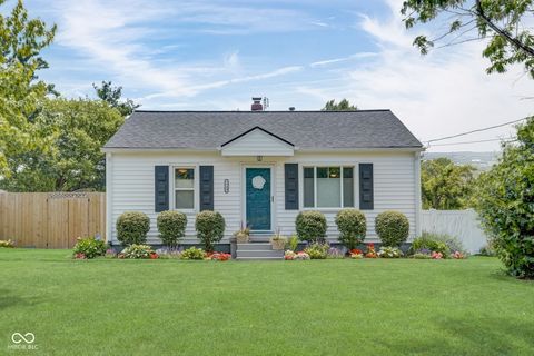 Photo of 7723 E 75th Street, Indianapolis, IN 46256 (MLS # 22105332)