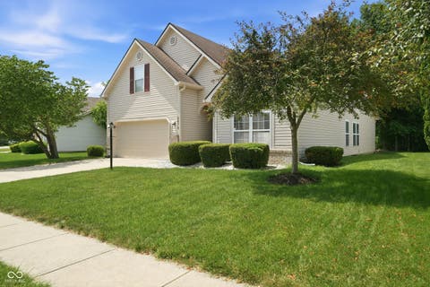 Photo of 5876 Lost Oaks Drive, Carmel, IN 46033 (MLS # 22092802)