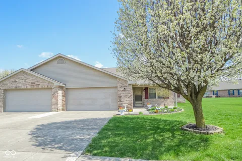 3925 Oak Harbor Lane, Indianapolis, IN 46237 - MLS#: 22030287