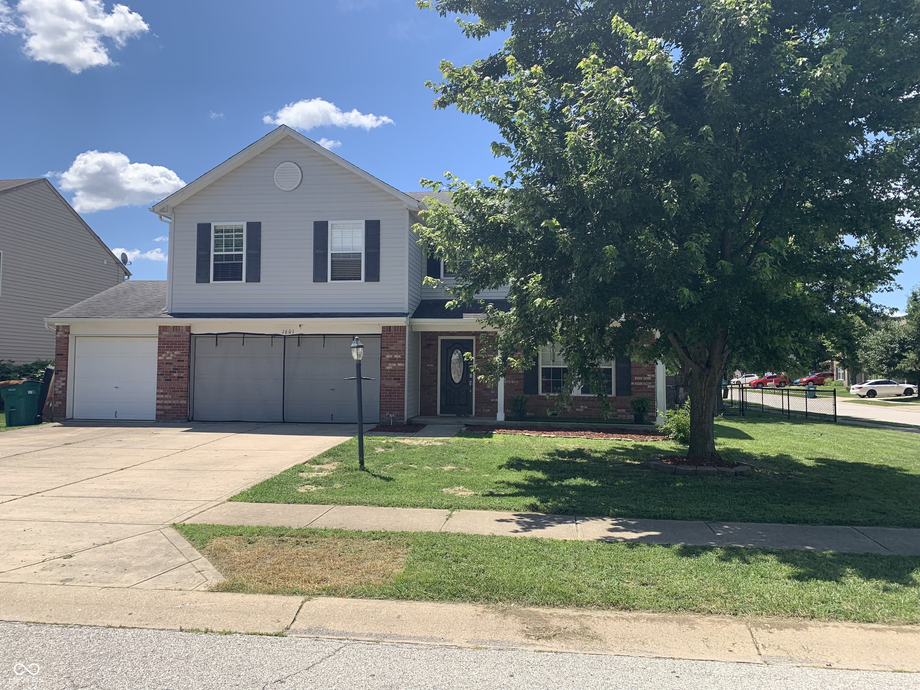 1601 Creekside Drive