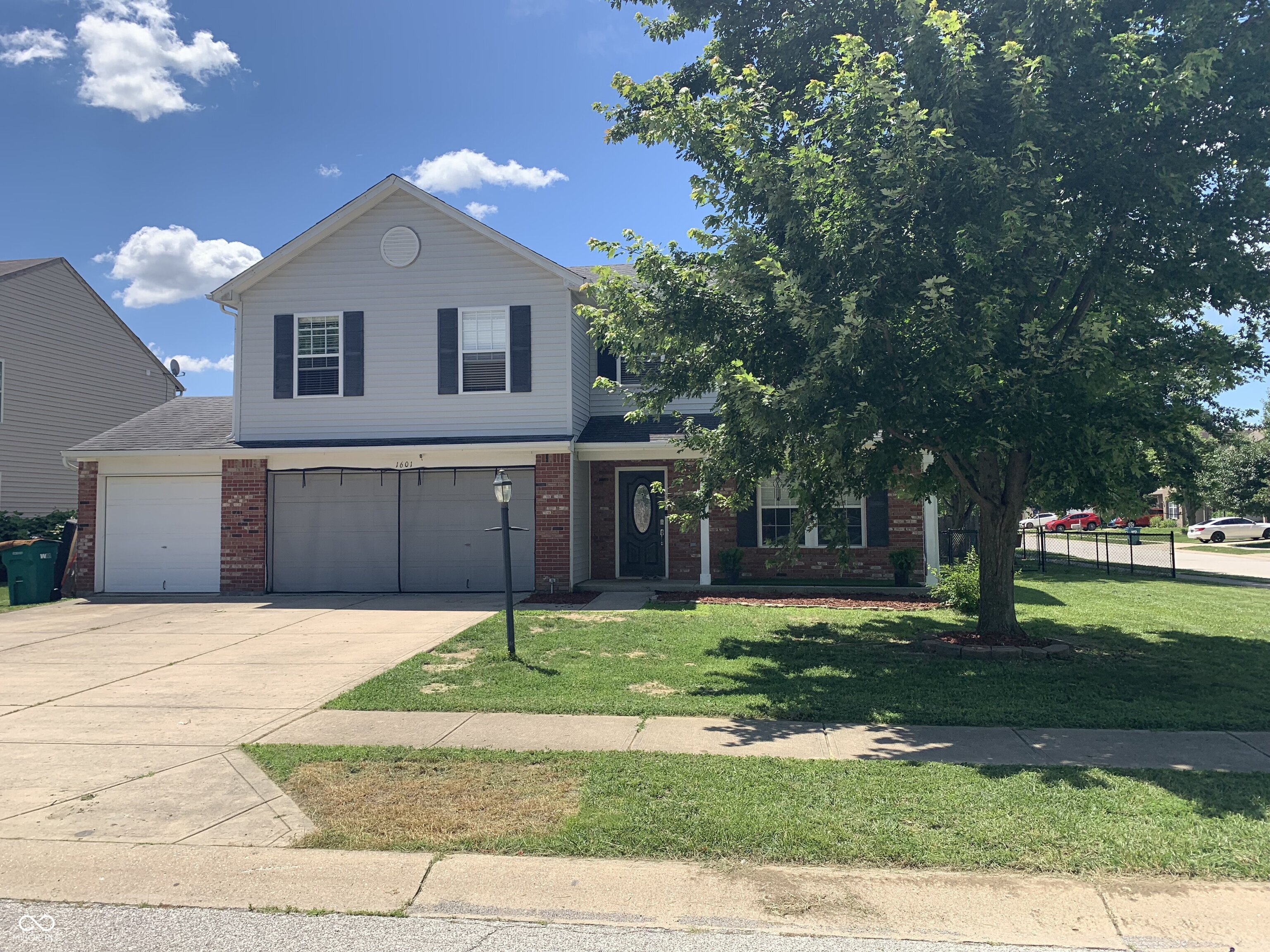 1601 Creekside Drive