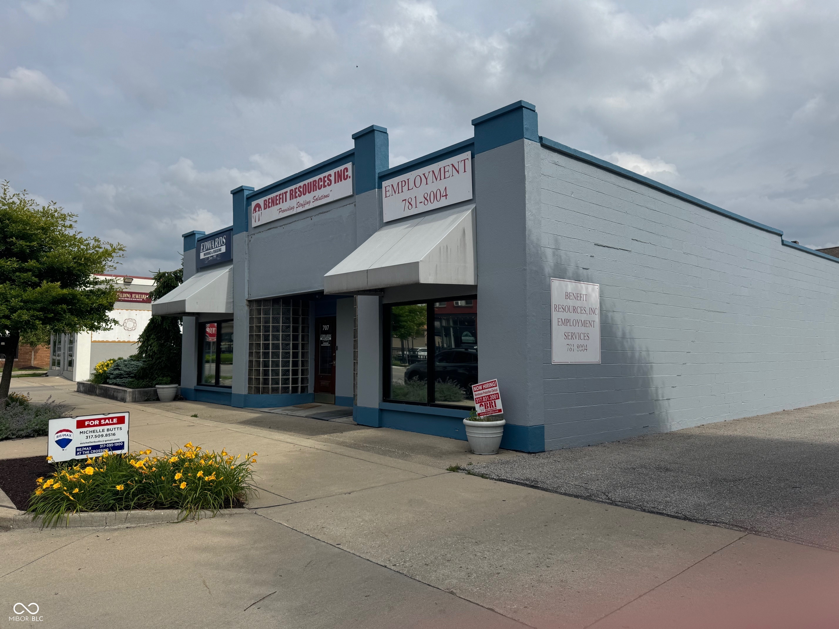 707 Main Street