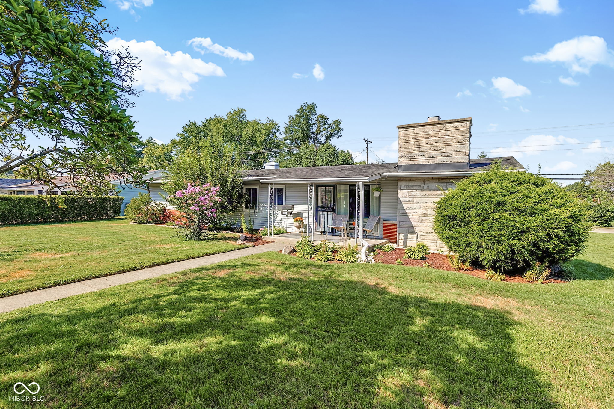 1016 Oak Boulevard