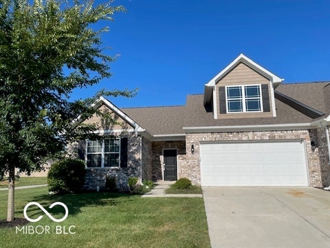 Photo of 1606 Sadler Way, Avon, IN 46123 (MLS # 22122093)