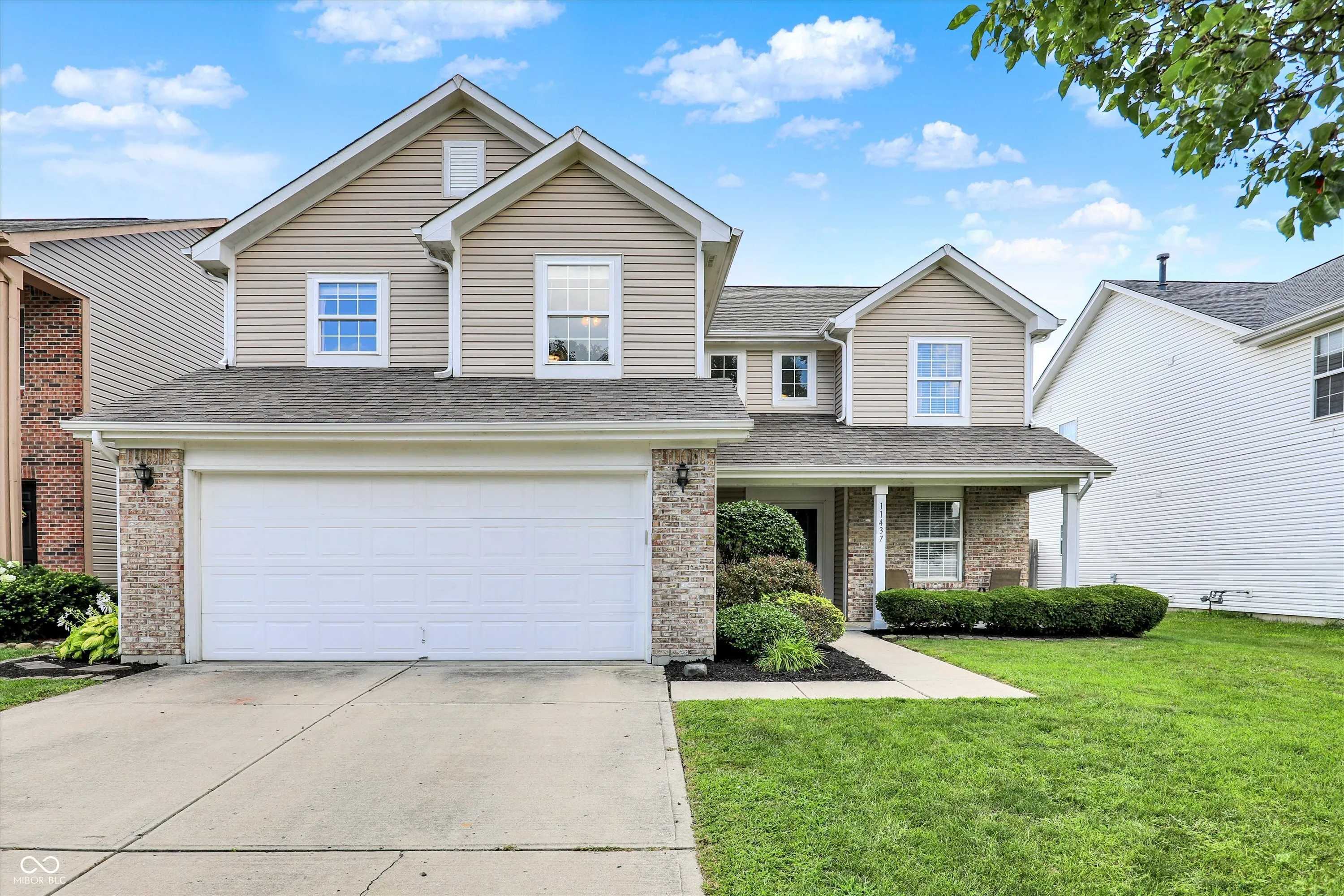 Noblesville, Indiana 46060, United States, 4 Bedrooms Bedrooms, ,3 BathroomsBathrooms,Residential,Active,195413