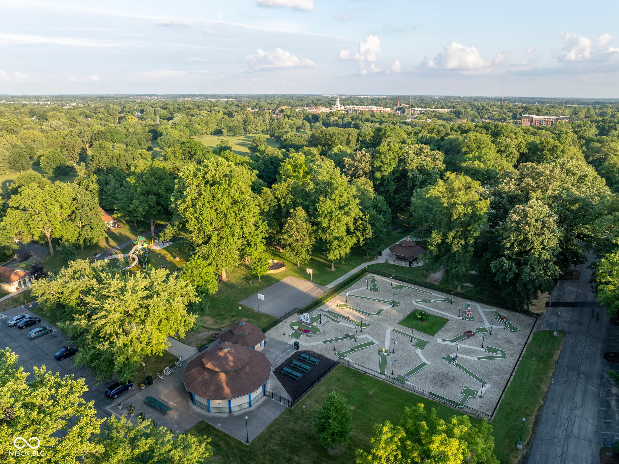 Noblesville, Indiana 46060, United States, 4 Bedrooms Bedrooms, ,3 BathroomsBathrooms,Residential,Active,195413
