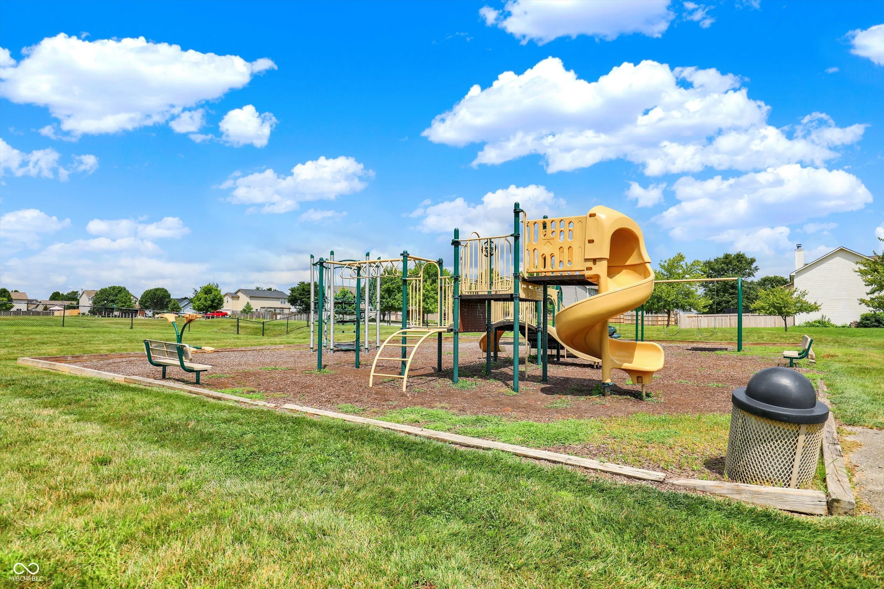 Noblesville, Indiana 46060, United States, 4 Bedrooms Bedrooms, ,3 BathroomsBathrooms,Residential,Active,195413